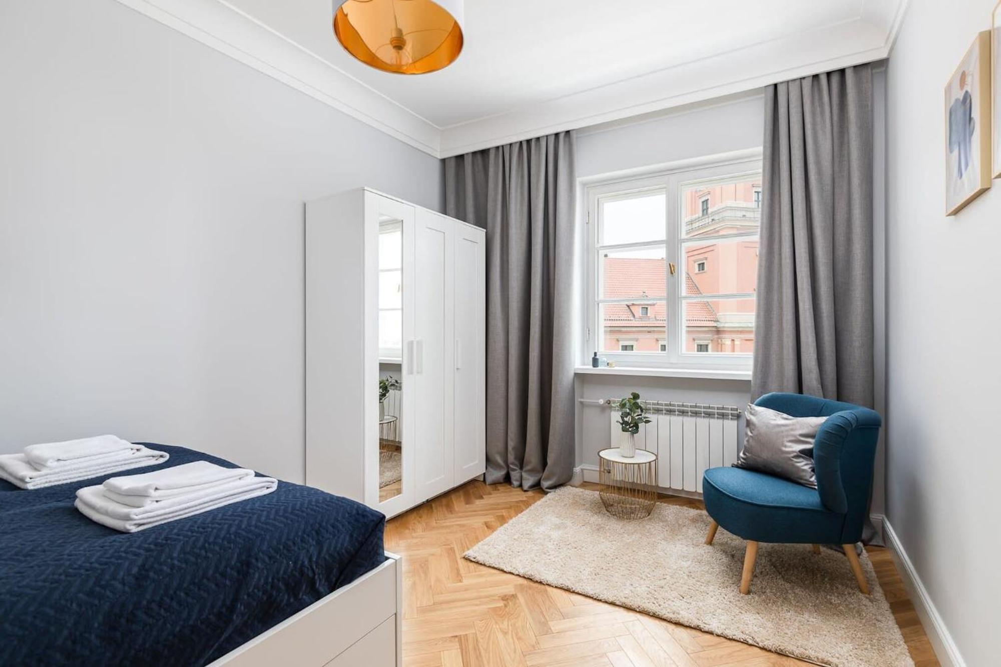 Apartamento Plac Zamkowy - With View By Renters